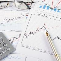 На искажение данных налогового учета может указывать значительное отклонение от рыночного уровня цены сделки с необращающимися ценными бумагами