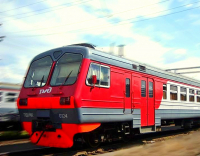 Трое мужчин попали под колеса поезда в Подмосковье