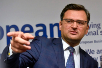 Кулеба пригрозил России "камнями с неба"