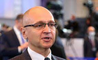 Первый замглавы АП Кириенко устроил банкет в честь победы «Единой России» на выборах