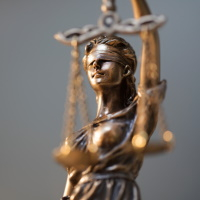 Комиссия Совета судей по этике напомнила о недопустимости использования ненормативной лексики в текстах судебных постановлений