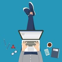 К зарплате сотрудника, работающего дистанционно, нужно применять соответствующий его фактическому местонахождению районный коэффициент
