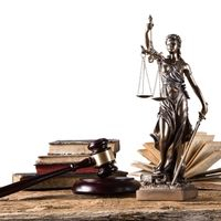 Подготовлен обзор правовых позиций ВС РФ по вопросам исчисления налога на имущество организаций и земельного налога