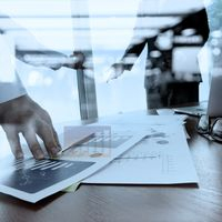 Указаны особенности представления информации о выплаченных физлицу процентах, если банк находится в стадии ликвидации
