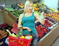 Быстрый рост цен на основные продукты и товары за последний месяц заметили 66% россиян