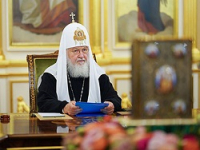 Великобритания ввела санкции против патриарха Кирилла