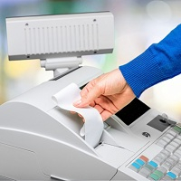 Отказ покупателя от бумажного чека не всегда освобождает продавца от обязанности его выдать