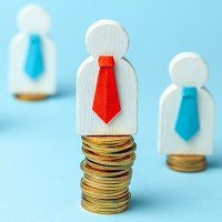 Компенсация за задержку выплаты зарплаты облагается НДФЛ