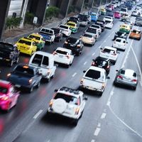 Рассчитываем транспортный налог в отношении автомобиля, имеющего несколько двигателей
