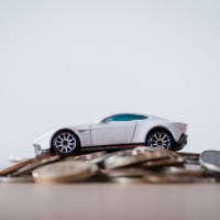 Опубликован перечень дорогостоящих автомобилей на 2023 год