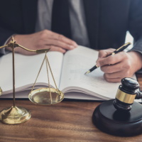 Адвокатам не запрещено применять УСН в отношении иной деятельности
