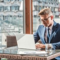Подтверждать статус предпенсионера СФР будет по своим правилам