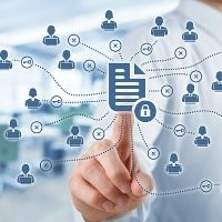 За нарушение порядка предоставления сведений в реестры медработников и медорганизаций региональных чиновников планируют наказывать штрафом и дисквалификацией