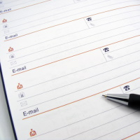 Телефон и е-mail сами по себе не являются персональными данными
