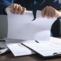 Право на отпуск сохраняется за работником, который отозвал заявление об увольнении и получил компенсацию за неиспользованный отпуск