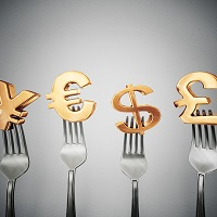 С 15 января Минфин России вернется к продажам валюты и золота