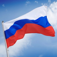 Российский флаг будет развеваться на всех образовательных организациях страны