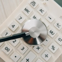 Повышены размеры специальной социальной выплаты медработникам